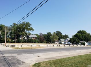 320 S Elm St, Centralia, IL 62801