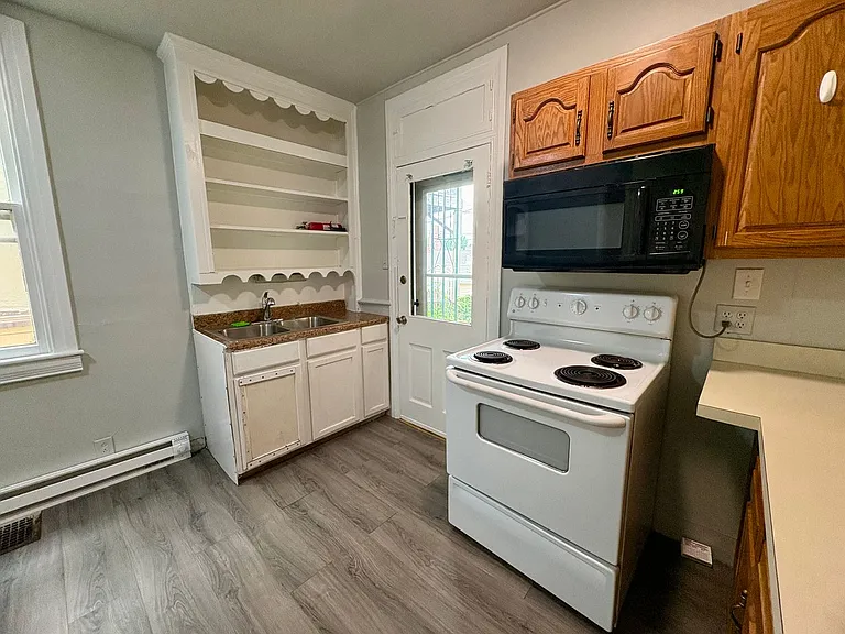 627 N Hartley Street — Photo 7