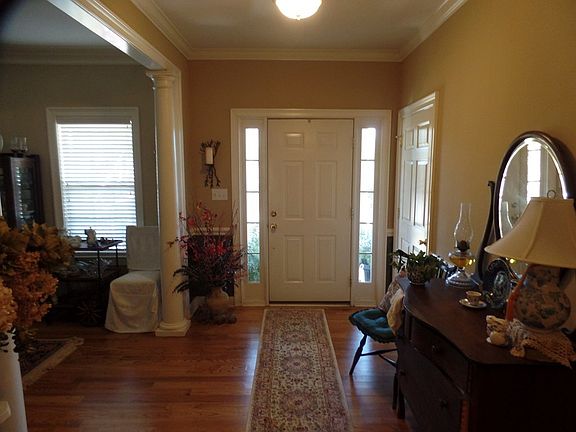 5th image of 534 Oak Hill Ln