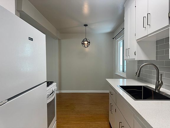 5th image of 272 Euclid Ave #102