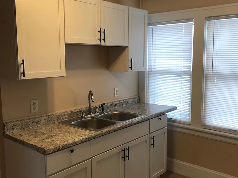 453 S Kaley St — Photo 3