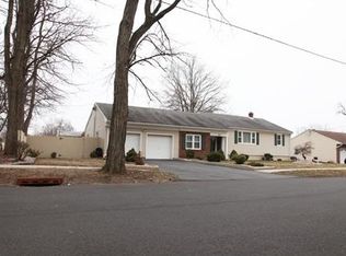 520 Wellington St, Middlesex, NJ 08846