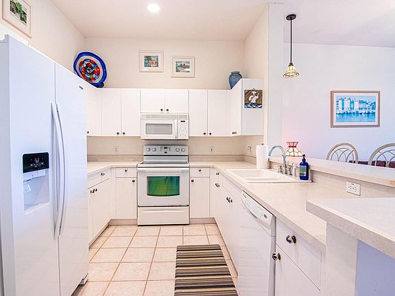 2nd image of 3431 Pointe Creek Ct APT 302