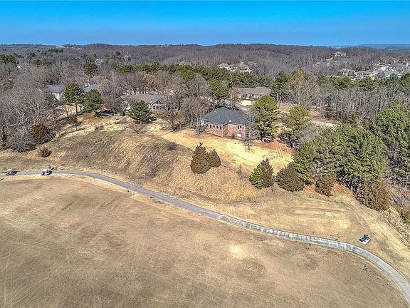 3rd image of 56 McKenzie Dr