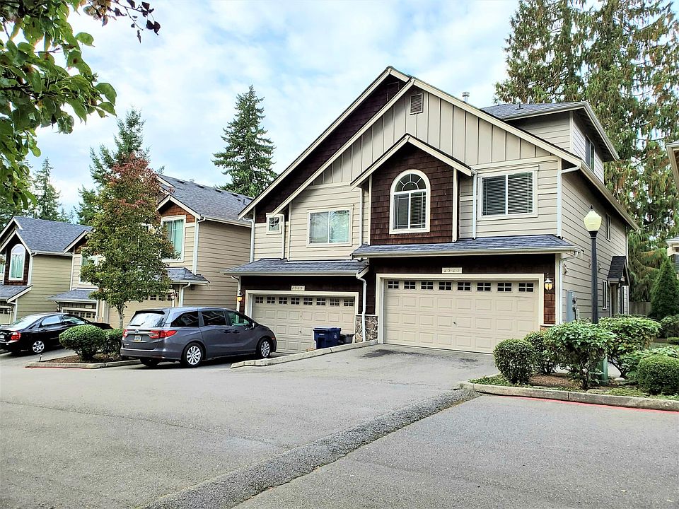 1st image of 2523 204th Pl SW