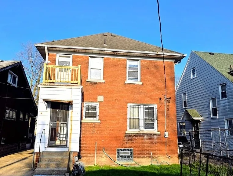 15923 Normandy St — Photo 9