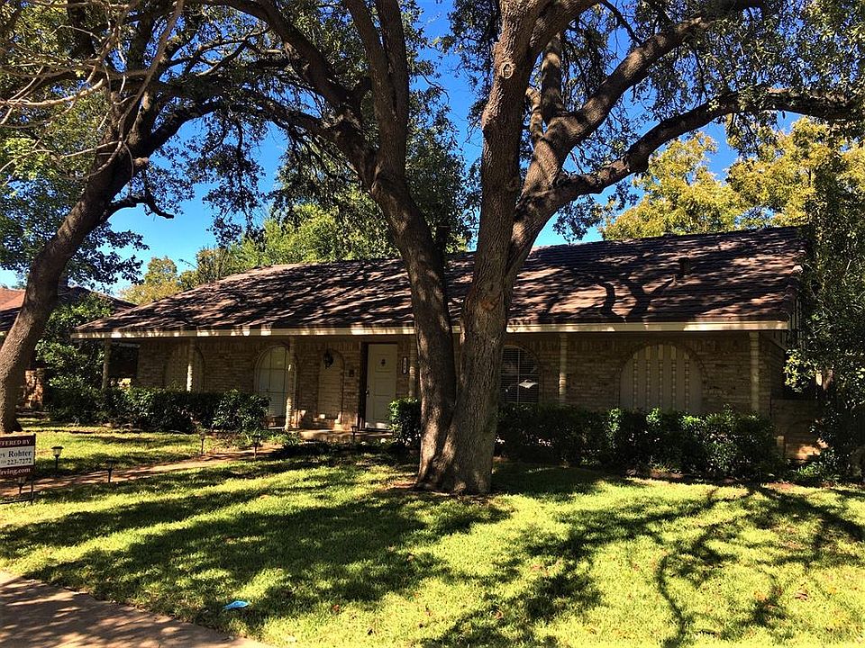 1st image of 509 McCoy Dr