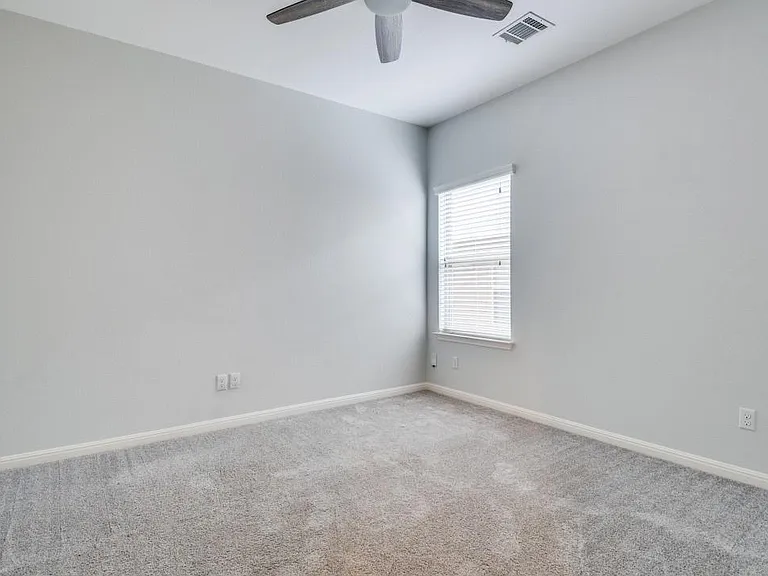 628 Bottle Brush Dr — Photo 10