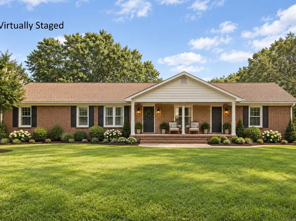 704 Redwood Cir, Columbia, TN 38401