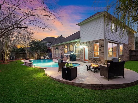 5th image of 22103 Skyridge Ln