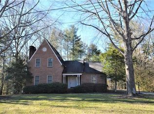 129 Spring St, Hudson, NC 28638