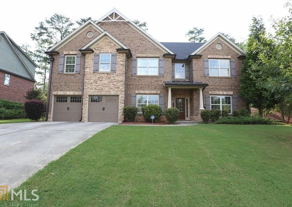 1st image of 4700 Lake Hill Trl