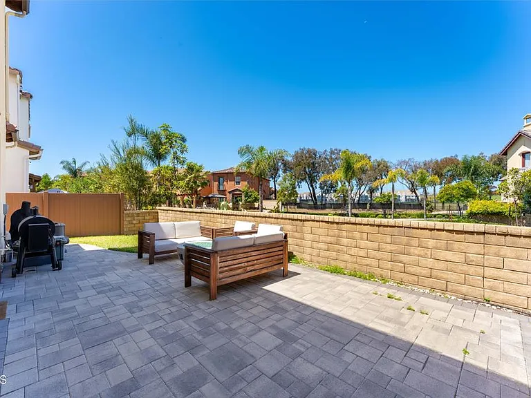 2353 Nicklaus St — Photo 30