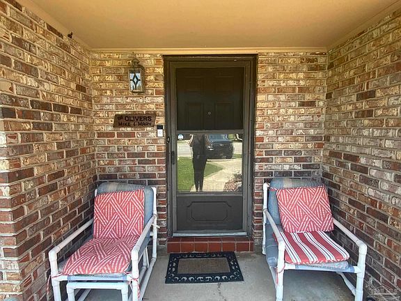 2nd image of 2270 Arnold Ct