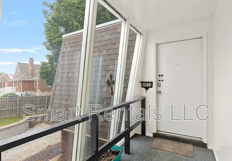 9955 Chateau Roi Dr #A — Photo 16