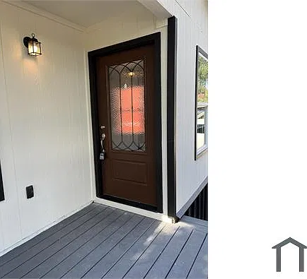 3 bed, 1328 sqft, $1,650 — Photo 1