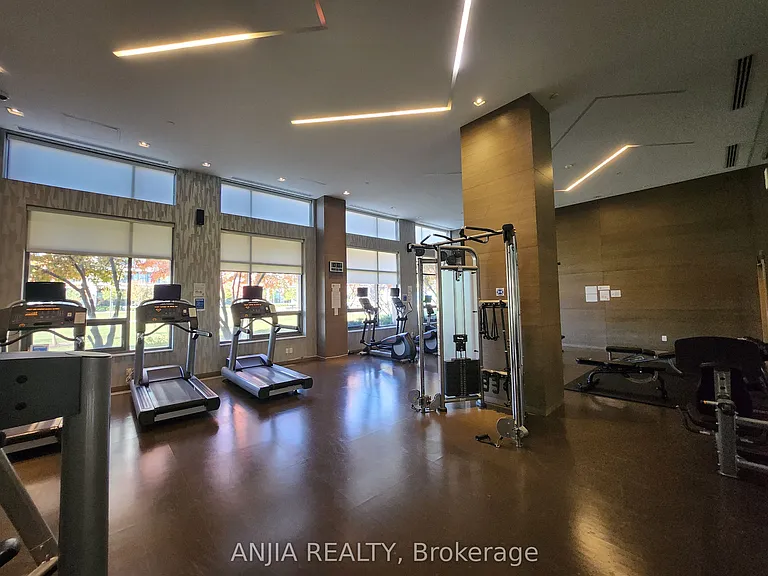 18 Uptown Dr #901 — Photo 23