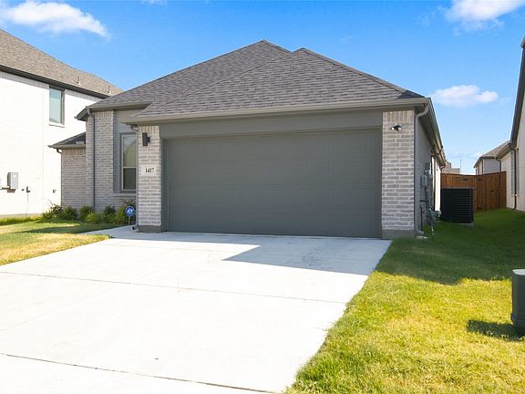 3rd image of 1417 Barbacoa Dr