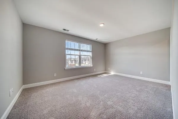 1398 Wentworth Dr — Photo 19