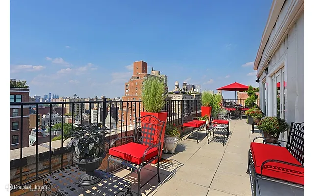 Sold by Douglas Elliman | media 16