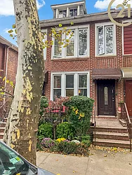 Sold by Century 21 Melanie Kishk Realty