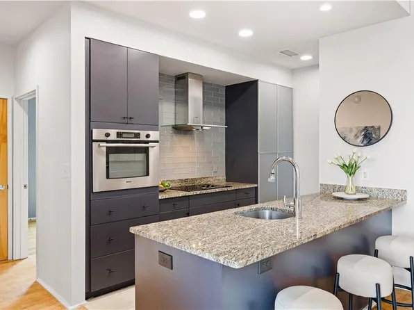 130 Arizona Ave NE Unit 301, Atlanta, GA 30307