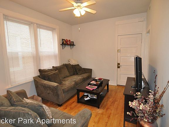 2nd image of 2218 W Chicago Ave #8215062