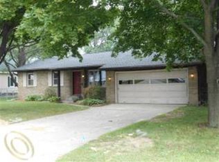 2417 Hancock St, Port Huron, MI 48060