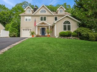 143 Huntley Dr, Ardsley, NY 10502