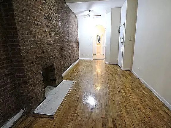 4th image of 304 E 89th St APT A