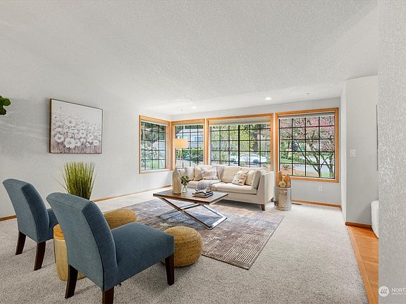 4th image of 8901 164th Street E
