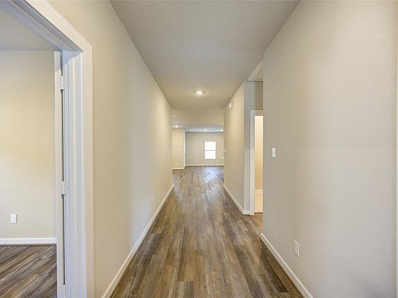 4th image of 6219 Lost Ridge Ln