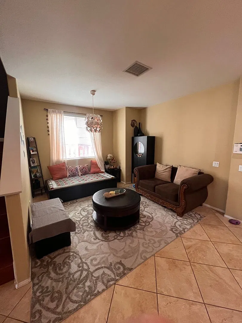 258 W Pebble Creek Ln, Orange, CA 92865 — Photo 2
