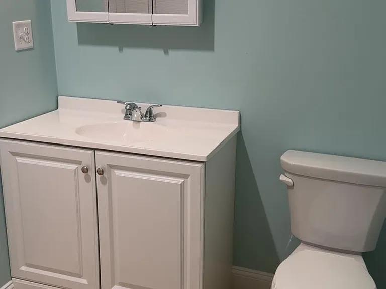 104 Hilltop Dr — Photo 6