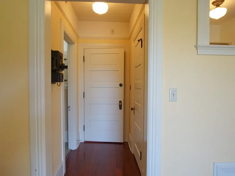 1230 NW 21st Ave #304 — Photo 11