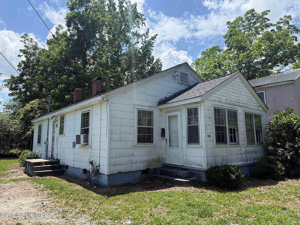 1st image of 709 E Vernon Avenue
