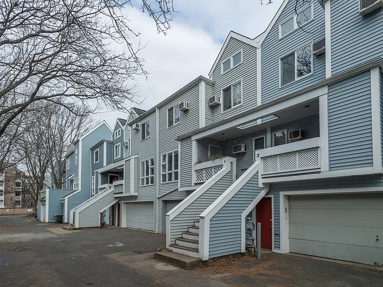 5 Fort Washington Pl — Photo 23
