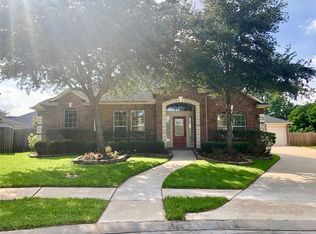 535 Sunny River Ln, Richmond, TX 77406