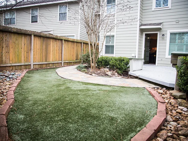 31 N Walden Elms Cir — Photo 29