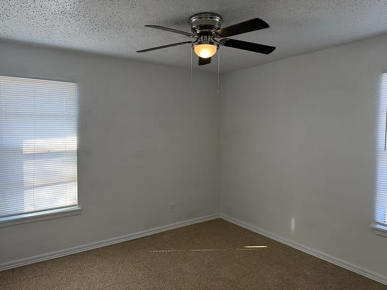 442 Demya Dr — Photo 7
