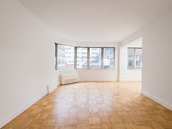 3rd image of 80 Park Ave APT 8P