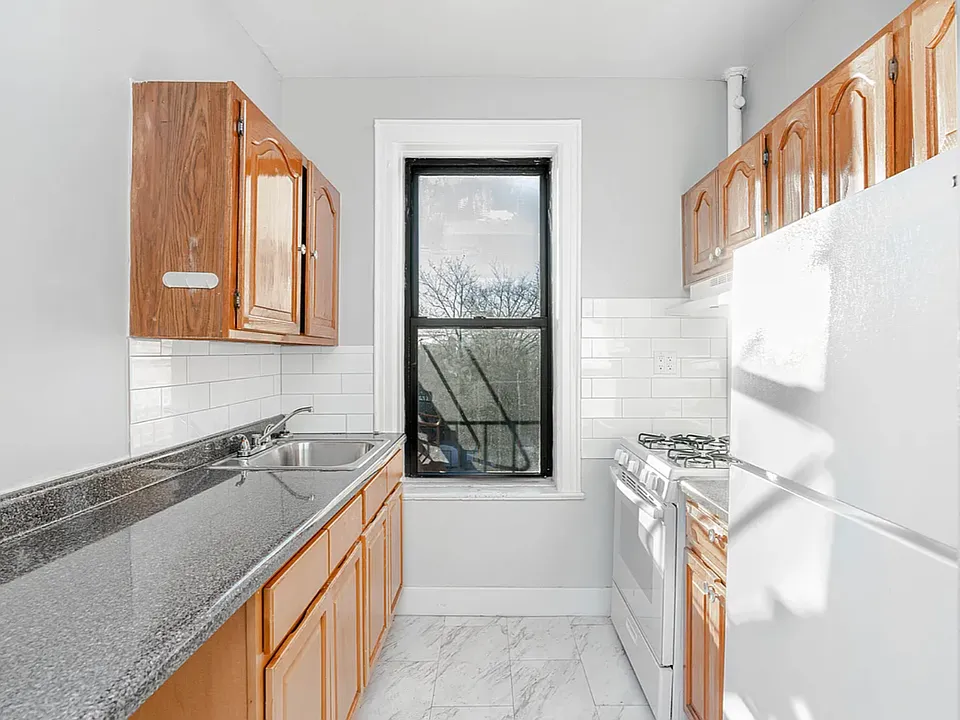 144-25 33rd Ave #4E