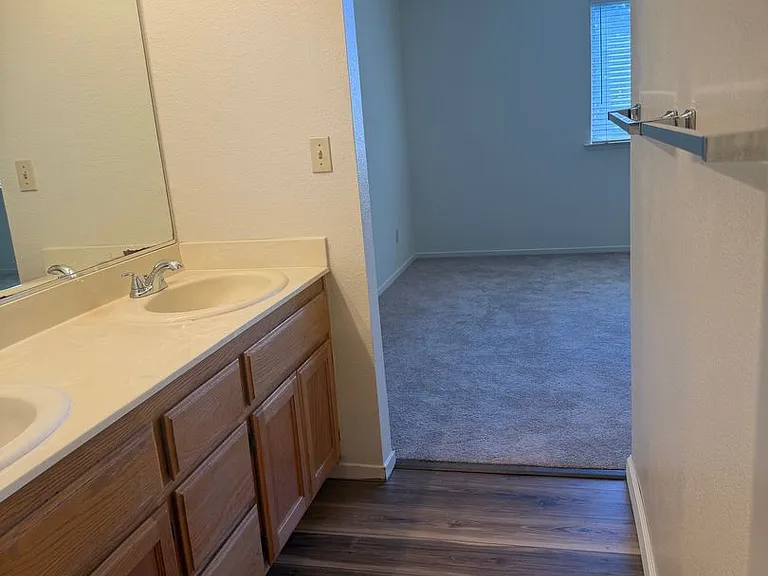 8317 Bramble Bush Cir — Photo 27