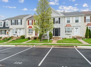 7 Clinton Ct, Sterling, VA 20165