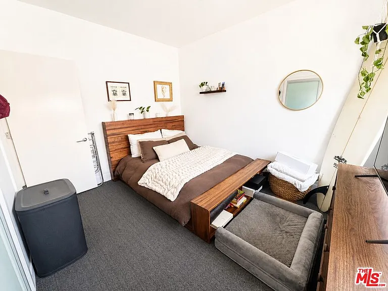 7857 W Manchester Ave #Penthouse 6 — Photo 23