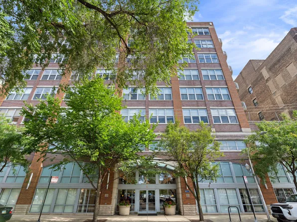 933 W Van Buren St APT 721, Chicago, IL 60607
