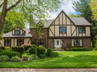 16100 Barryknoll Way, Granger, IN 46530