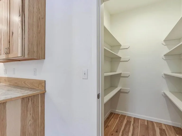 402 Mountain View Dr — Photo 19