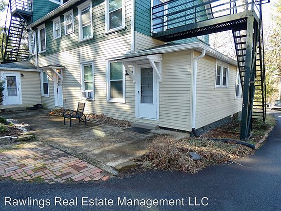 3rd image of 15 Grindstaff Dr APT 1