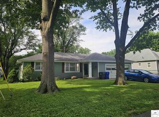 1604 E 11th St, Sedalia, MO 65301